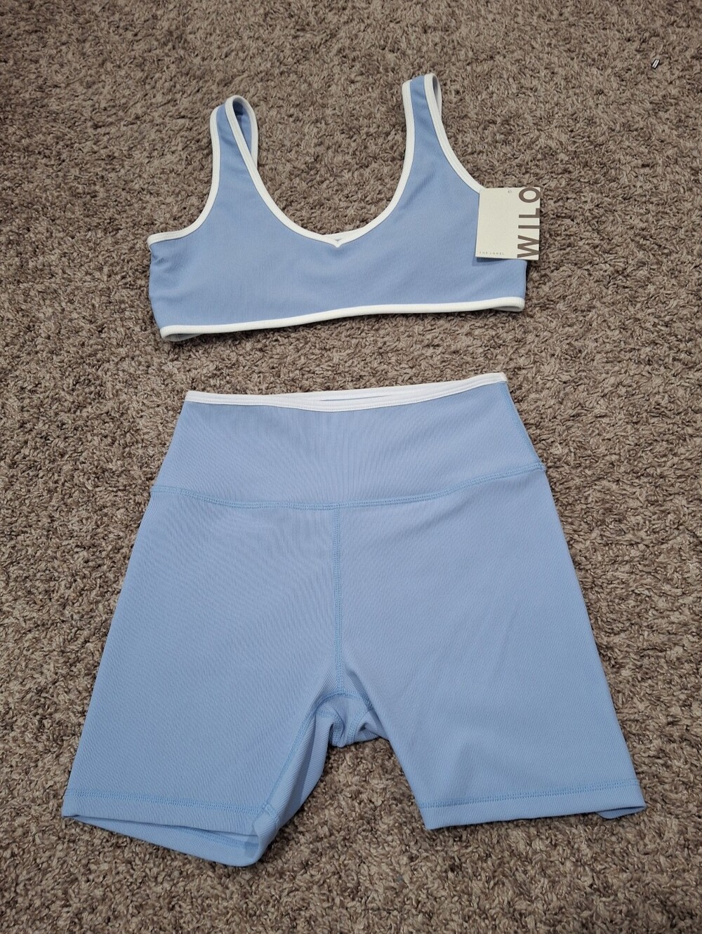 Wilo Blue Ribbed Active Set — White Trim Sports Bra & High-Waist Biker Shorts M